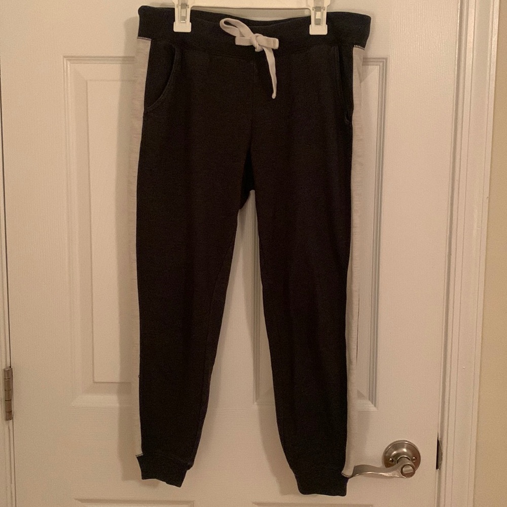 American Eagle Outfitters jogger sweatpants